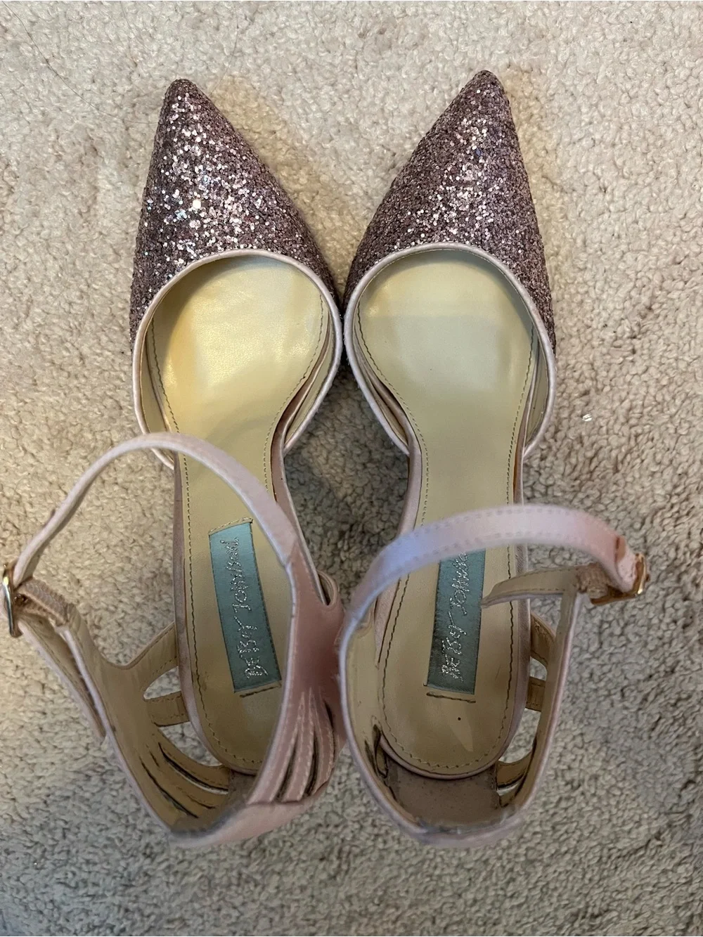 Blue by Betsey Johnson Avery Glitter Pointed Toe Pumps 7.5